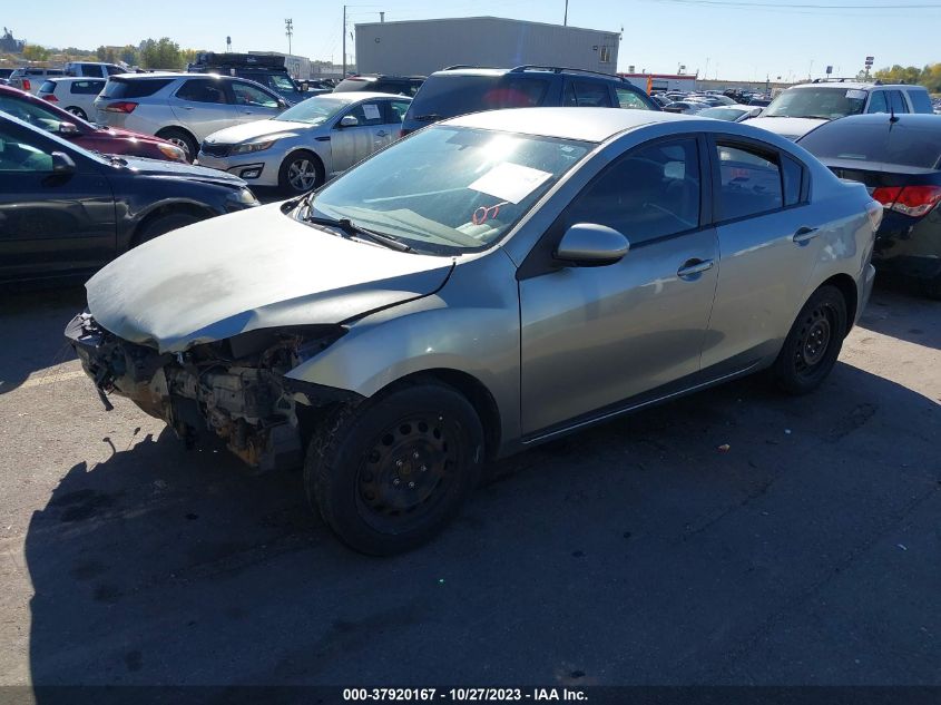 2013 MAZDA MAZDA3 I SPORT - JM1BL1U85D1714521