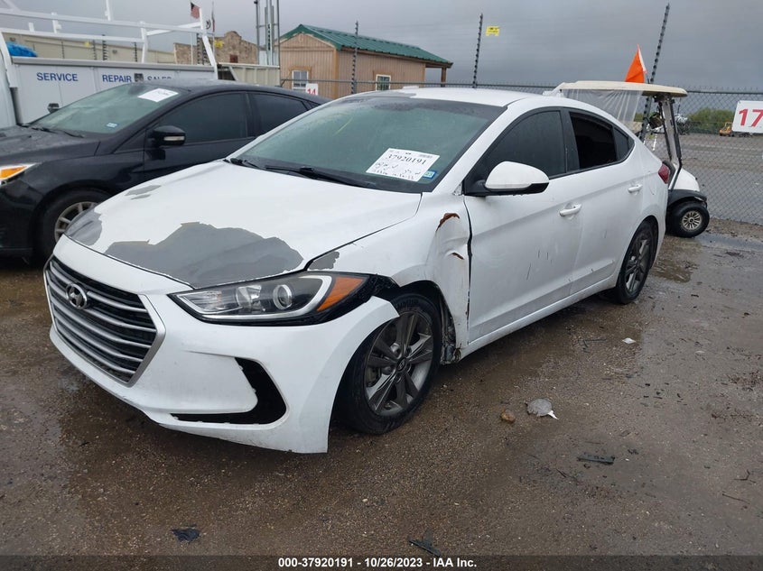 VIN 5NPD84LF8JH253699 2018 HYUNDAI ELANTRA SEL
