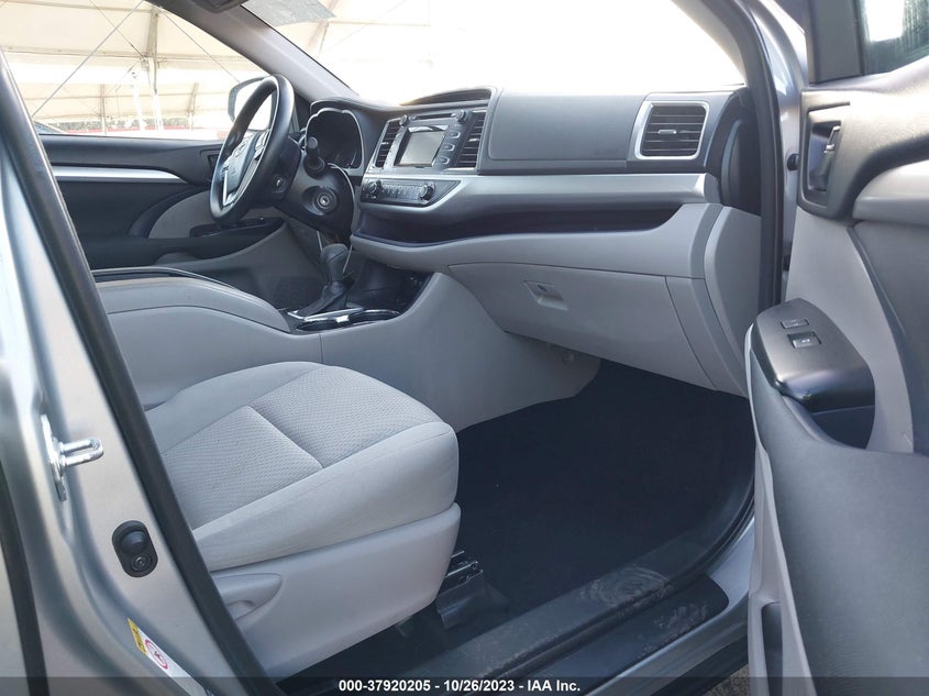 VIN 5TDBZRFH3HS361618 2017 TOYOTA HIGHLANDER LE