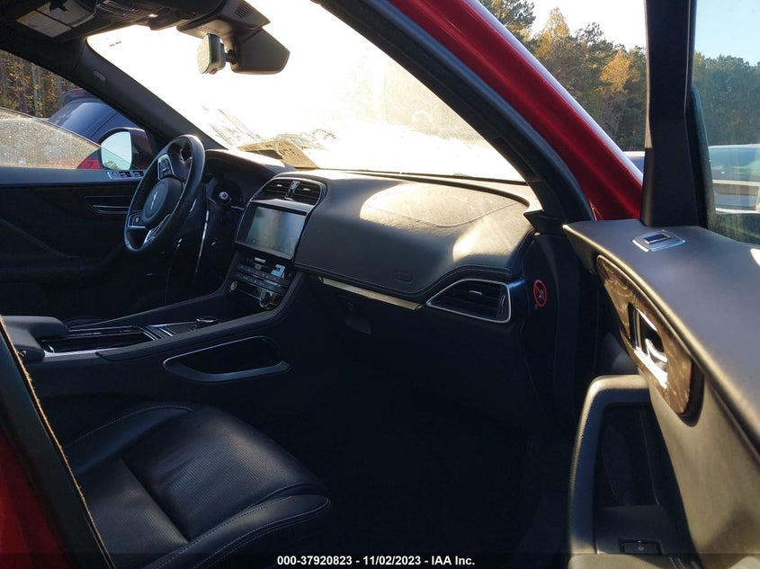 VIN SADCM2FV5KA351732 2019 JAGUAR F-PACE S
