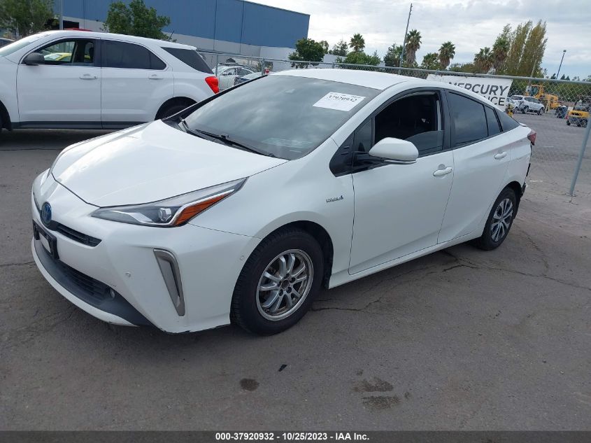 JTDL9RFU7L3015955 Toyota Prius LE/XLE 2