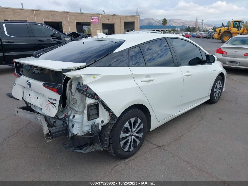 JTDL9RFU7L3015955 Toyota Prius LE/XLE 4