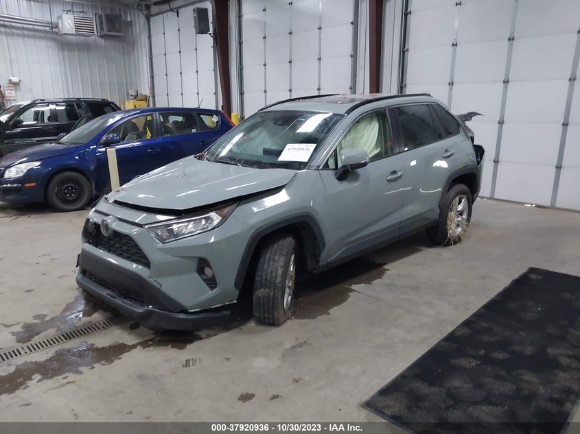 VIN JTMP1RFV2KJ016586 2019 TOYOTA RAV4 XLE/XLE PREMIUM