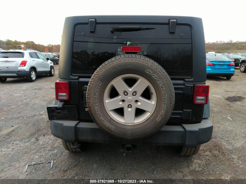 2014 JEEP WRANGLER UNLIMITED SPORT - 1C4BJWDG7EL115913