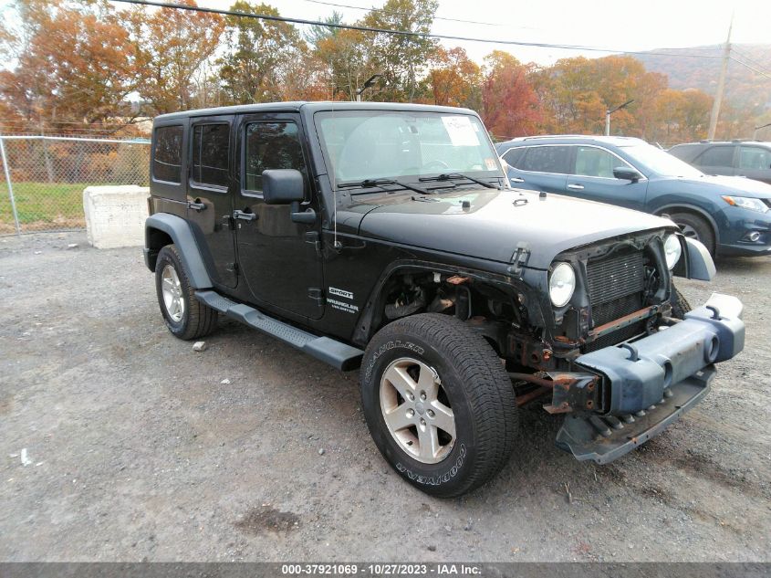2014 JEEP WRANGLER UNLIMITED SPORT - 1C4BJWDG7EL115913