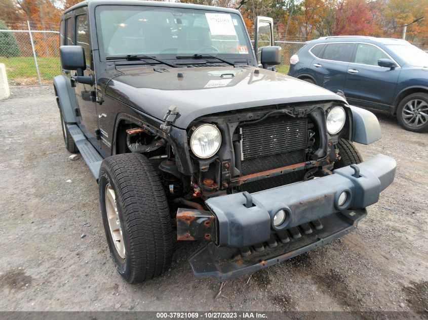 2014 JEEP WRANGLER UNLIMITED SPORT - 1C4BJWDG7EL115913