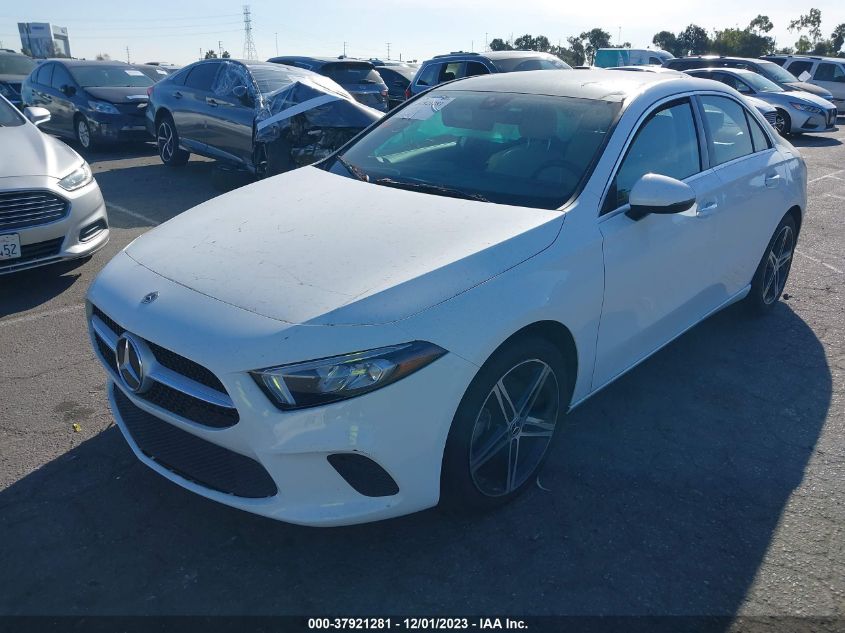2021 MERCEDES-BENZ A 220 - W1K3G4EB3MJ287804