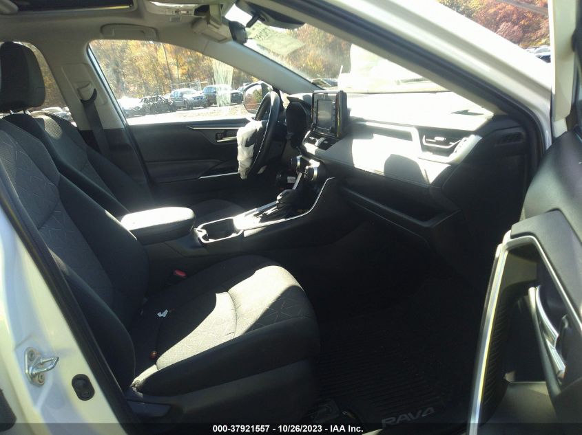 2020 TOYOTA RAV4 XLE - 2T3P1RFV1LW102216
