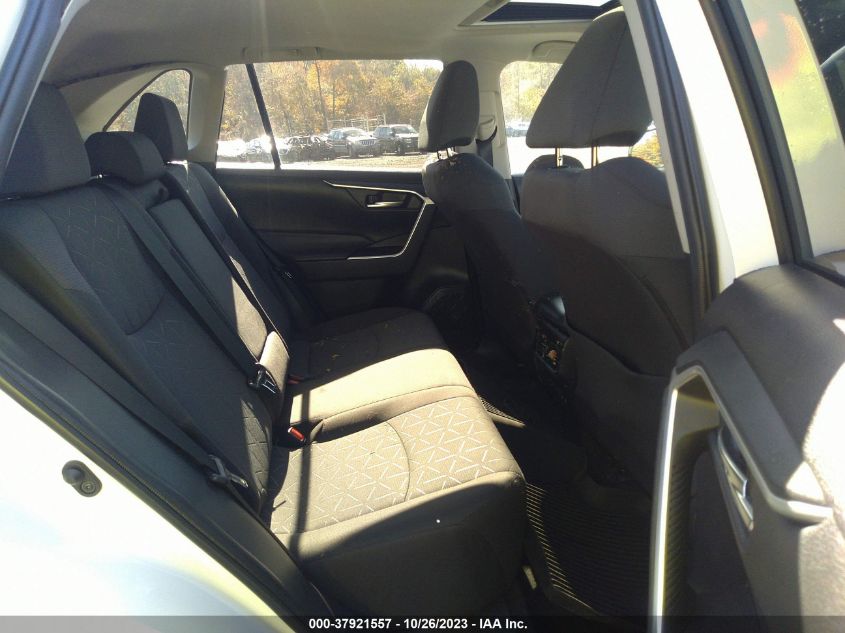 2020 TOYOTA RAV4 XLE - 2T3P1RFV1LW102216