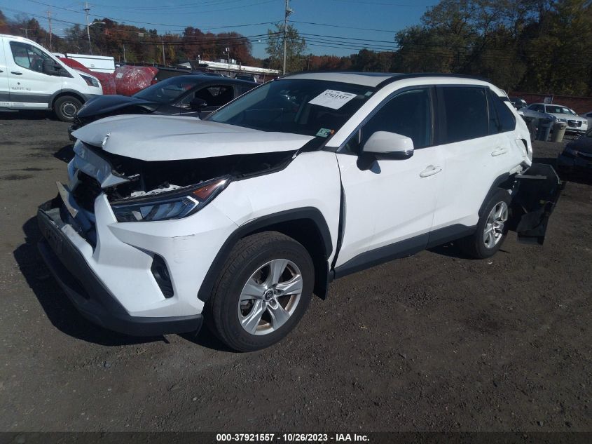 2020 TOYOTA RAV4 XLE - 2T3P1RFV1LW102216