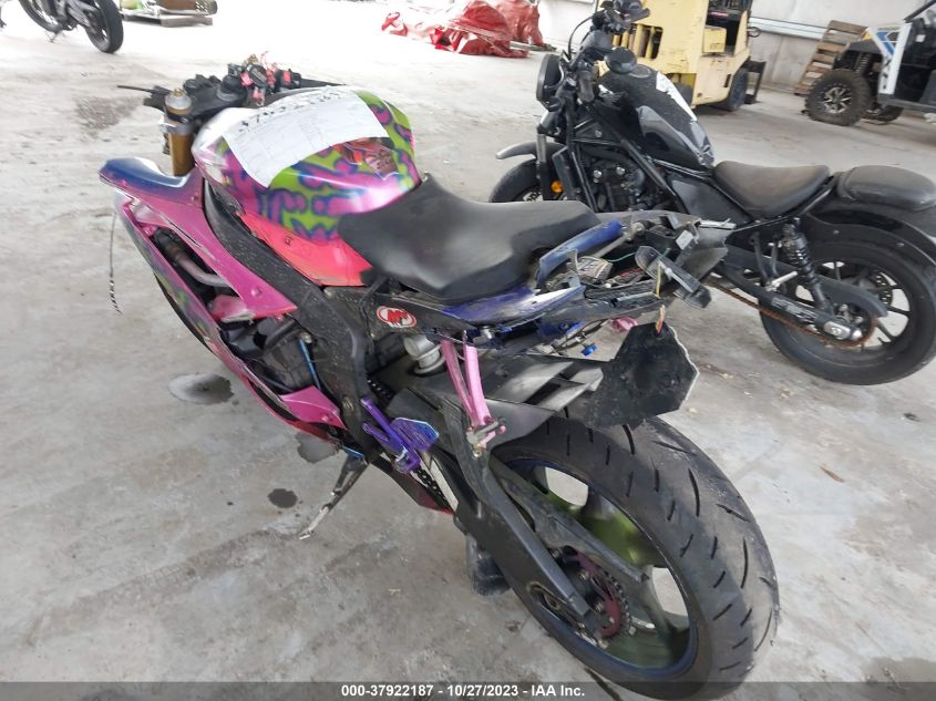 2009 YAMAHA YZFR6 - JYARJ16E39A015754