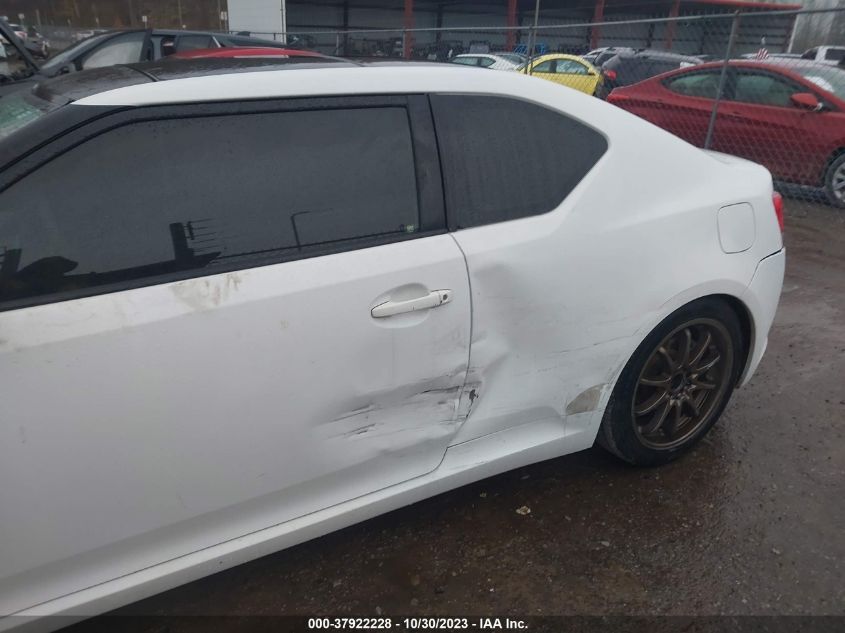 2013 TOYOTA SCION TC JTKJF5C75D3053542