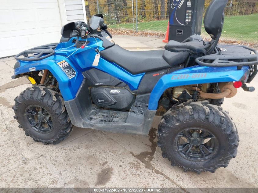 2022 CAN-AM OUTLANDER MAX XT 570 - 3JBLPAT43NJ000421