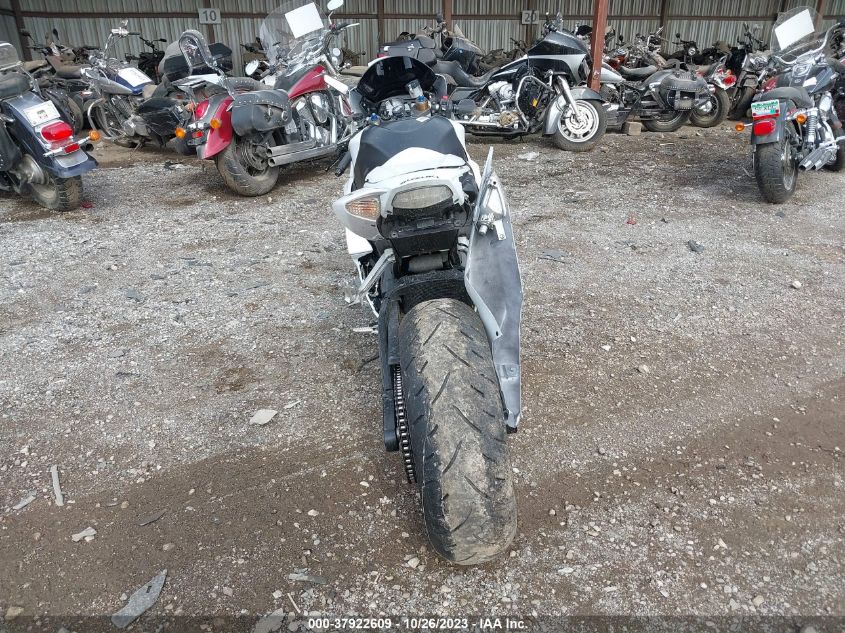 2007 SUZUKI GSX-R1000 JS1GT77A772102336
