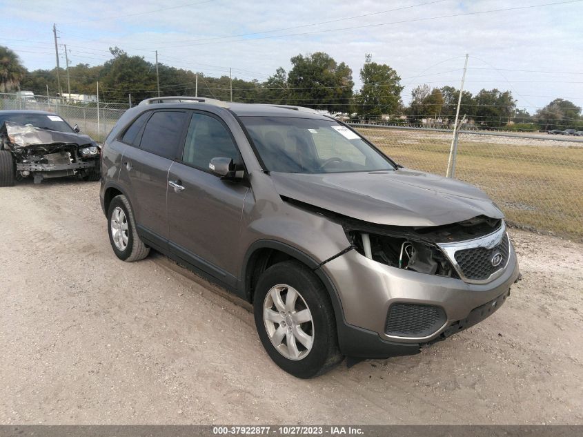 2013 KIA SORENTO LX V6 - 5XYKT4A26DG389153