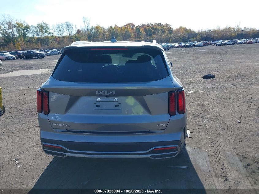 2023 KIA SORENTO HYBRID EX KNDRHDLG3P5173198