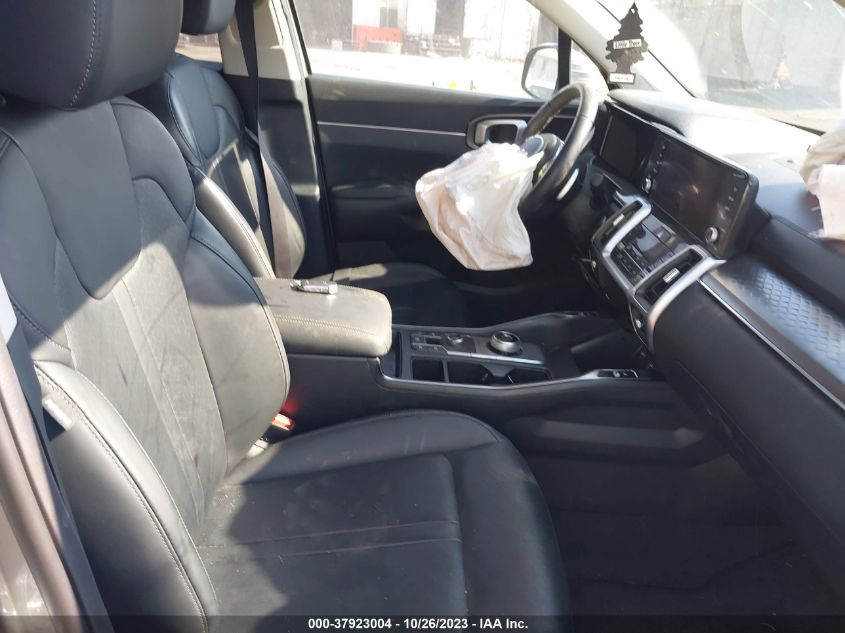 2023 KIA SORENTO HYBRID EX KNDRHDLG3P5173198