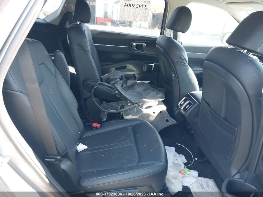 2023 KIA SORENTO HYBRID EX KNDRHDLG3P5173198