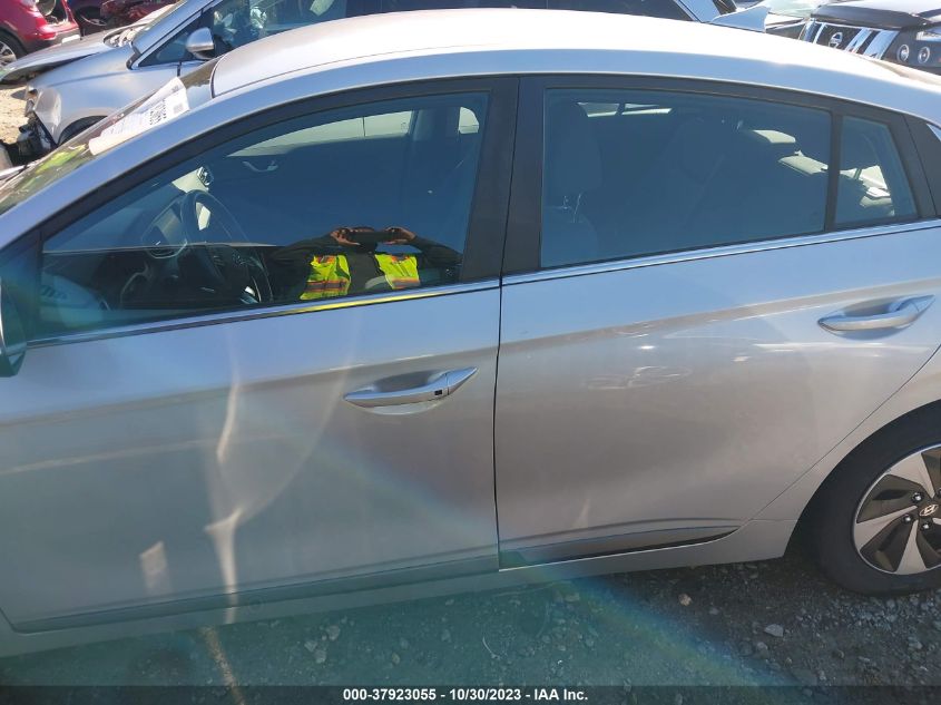 2017 HYUNDAI IONIQ HYBRID SEL - KMHC75LC3HU021016