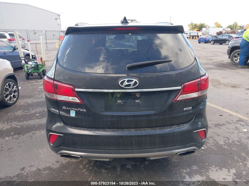 VIN KM8SMDHF2HU169398 2017 HYUNDAI SANTA FE SE