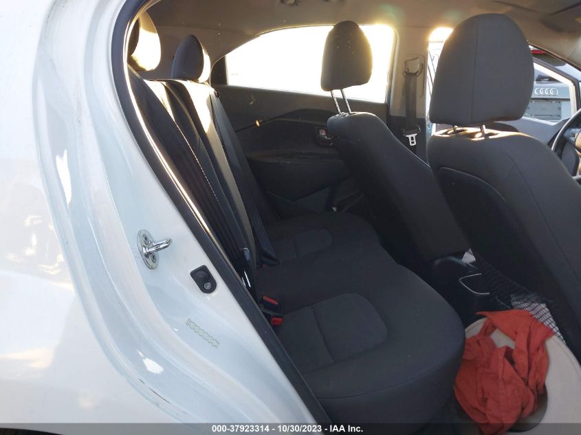 2015 KIA RIO LX - KNADM5A30F6456370