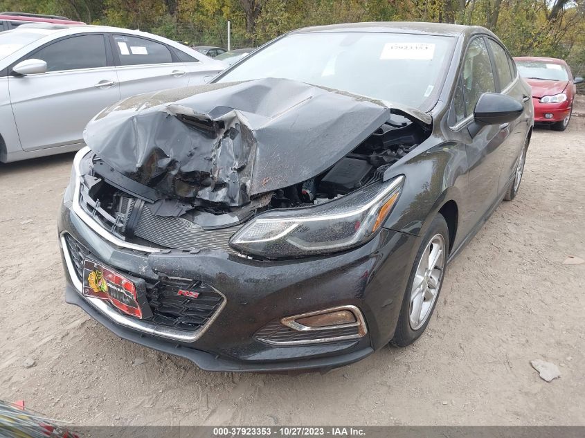 2018 CHEVROLET CRUZE LT - 1G1BE5SM3J7149267