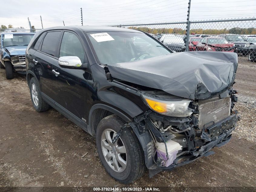 2013 KIA SORENTO LX - 5XYKTCA61DG375478