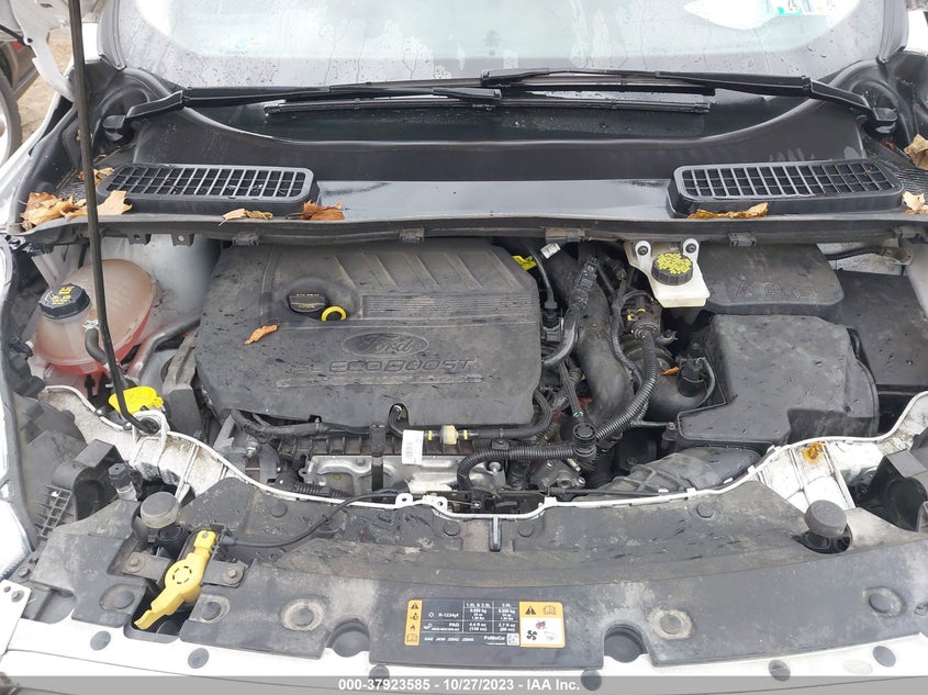 VIN 1FMCU9GD3HUE03579 2017 FORD ESCAPE SE