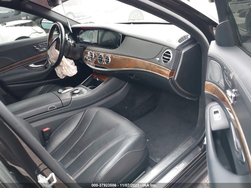 2015 MERCEDES-BENZ S 550 4MATIC WDDUG8FB2FA074176