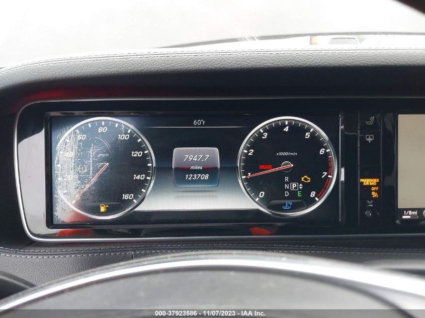 2015 MERCEDES-BENZ S 550 4MATIC WDDUG8FB2FA074176
