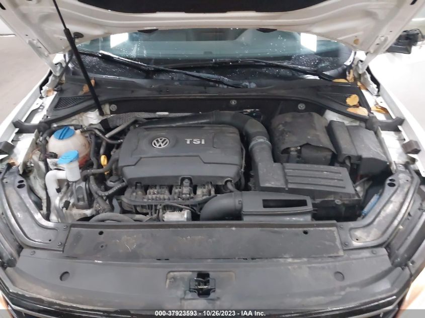 2016 VOLKSWAGEN PASSAT SE - 1VWBS7A32GC012791