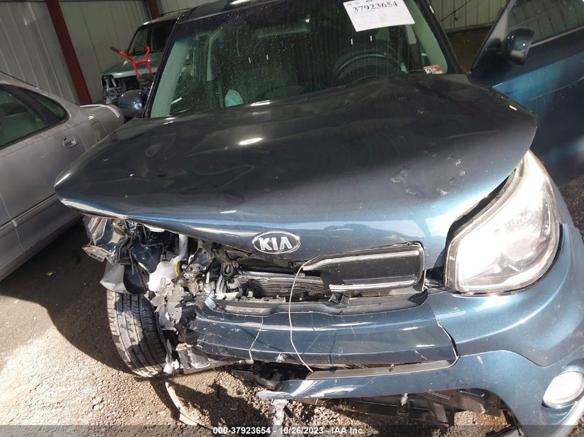 2018 KIA SOUL + - KNDJP3A5XJ7553551