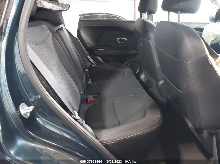 2018 KIA SOUL + - KNDJP3A5XJ7553551
