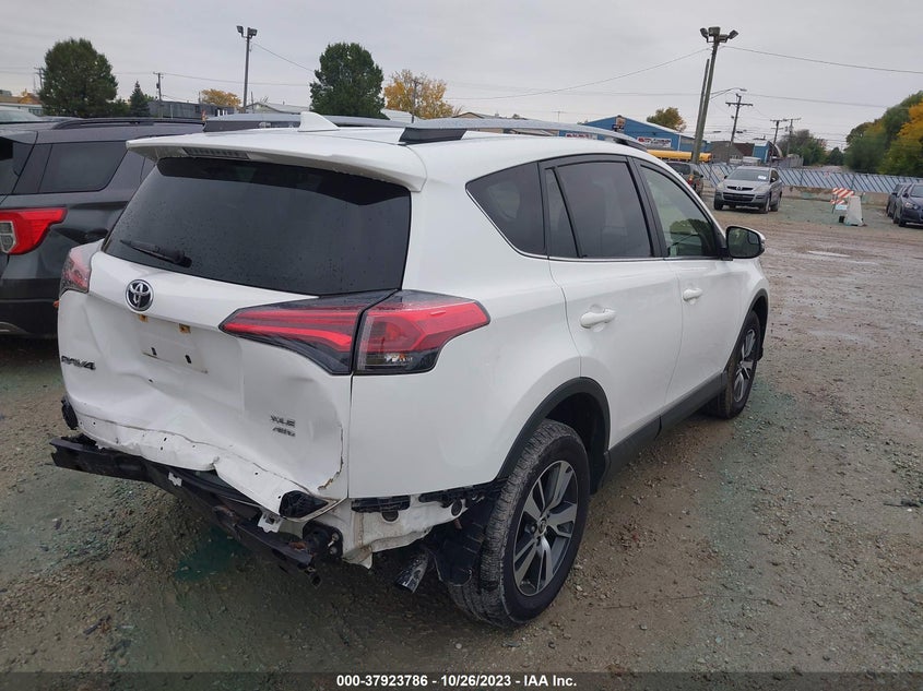 VIN JTMRFREV1HJ137100 2017 TOYOTA RAV4 XLE