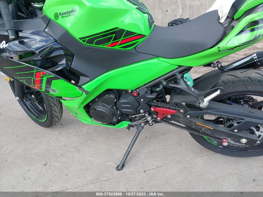 VIN JKAEXKH12PDAP4143 2023 KAWASAKI EX400