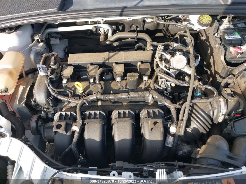 2016 FORD FOCUS SE - 1FADP3K29GL332529