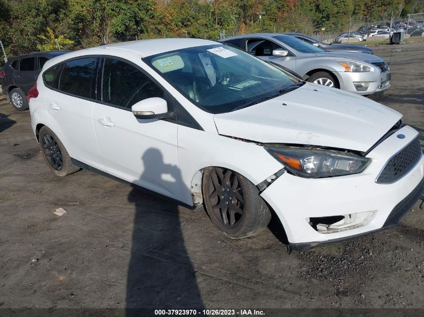 2016 FORD FOCUS SE - 1FADP3K29GL332529