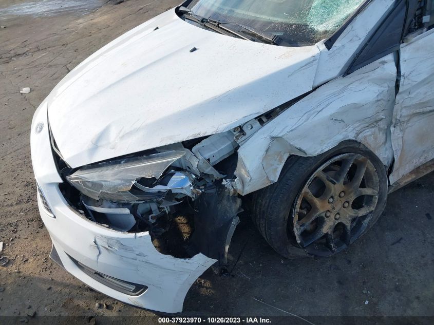 2016 FORD FOCUS SE - 1FADP3K29GL332529