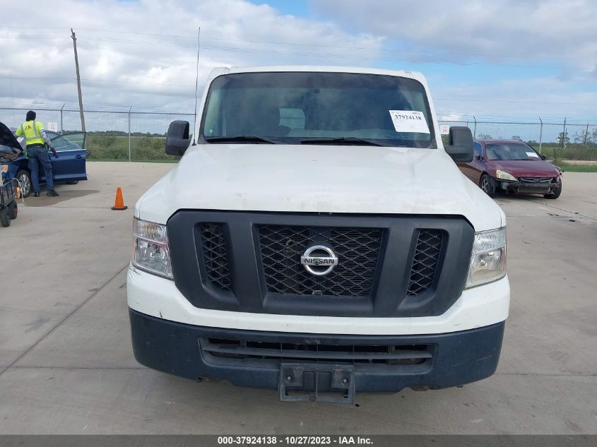 2015 NISSAN NV S/SV/SL 1N6BF0KY1FN806786