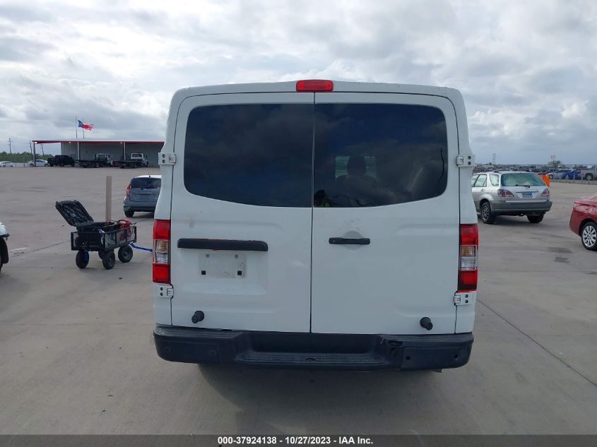 2015 NISSAN NV S/SV/SL 1N6BF0KY1FN806786
