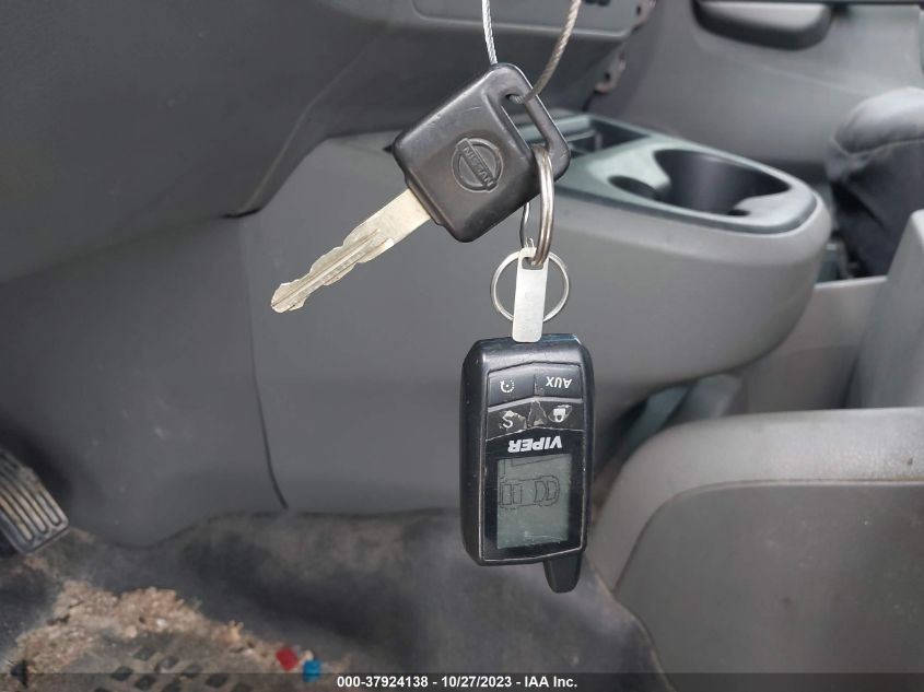 2015 NISSAN NV S/SV/SL 1N6BF0KY1FN806786