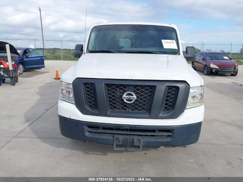 2015 NISSAN NV S/SV/SL 1N6BF0KY1FN806786