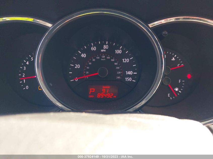 2013 KIA SORENTO LX - 5XYKT3A14DG371851