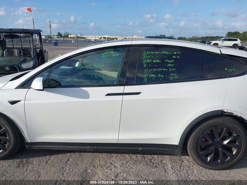 VIN 7SAXCDE55NF359972 2022 TESLA MODEL X