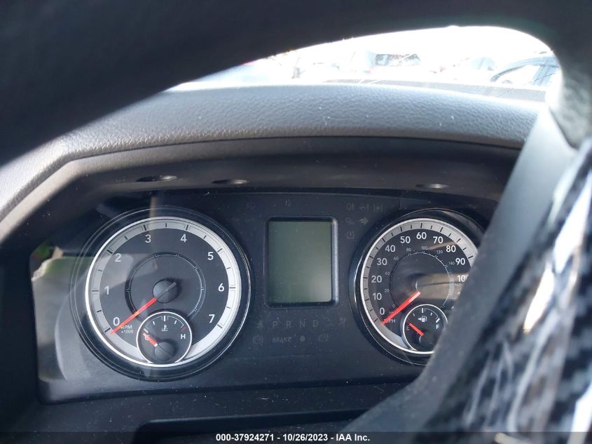2019 RAM 1500 CLASSIC EXPRESS - 3C6JR6AT9KG511573