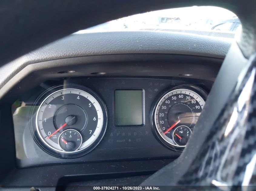 2019 RAM 1500 CLASSIC EXPRESS - 3C6JR6AT9KG511573
