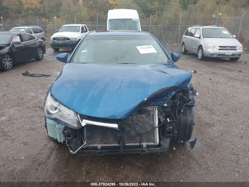 2017 TOYOTA CAMRY SE - 4T1BF1FK2HU790598