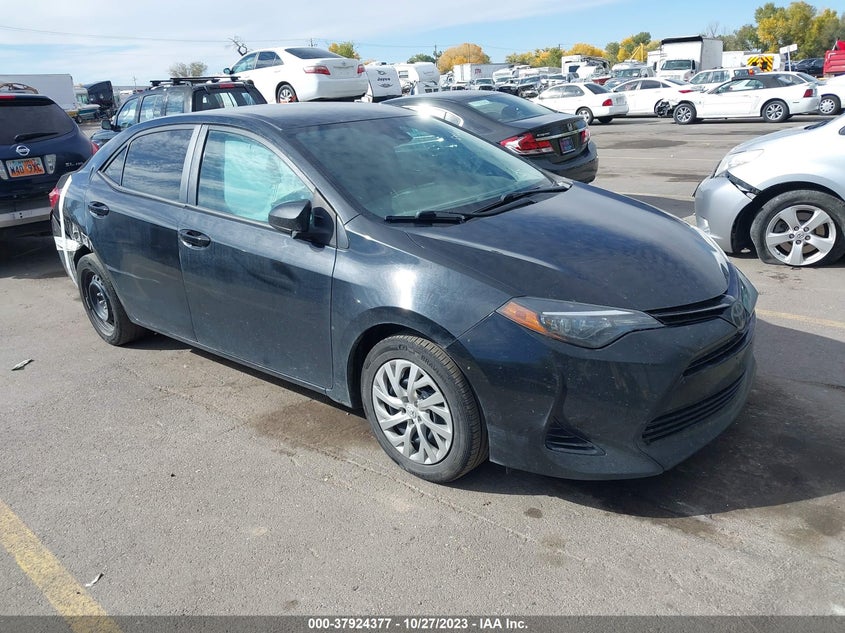 TOYOTA COROLLA LE 2019