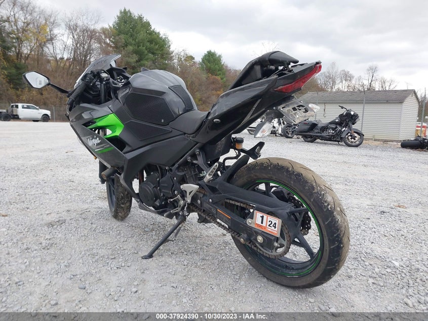 VIN JKAEXKH15PDAK8984 2023 KAWASAKI EX400