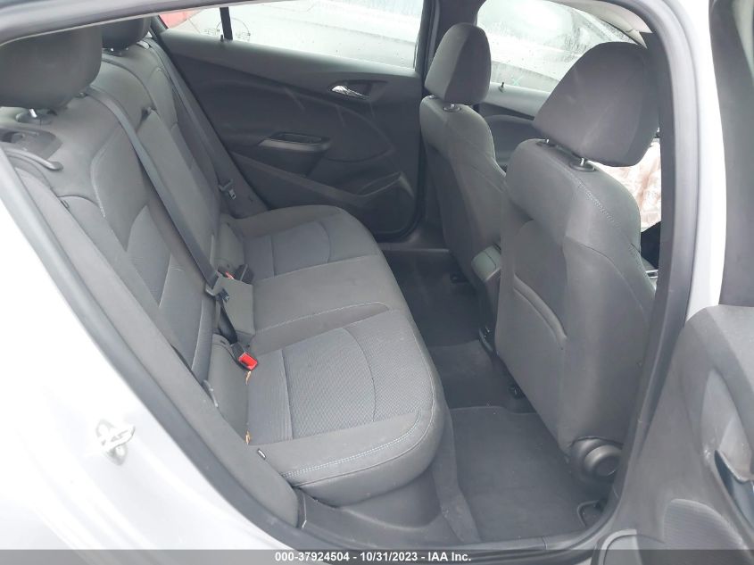 2018 CHEVROLET CRUZE LT - 1G1BE5SM6J7233955